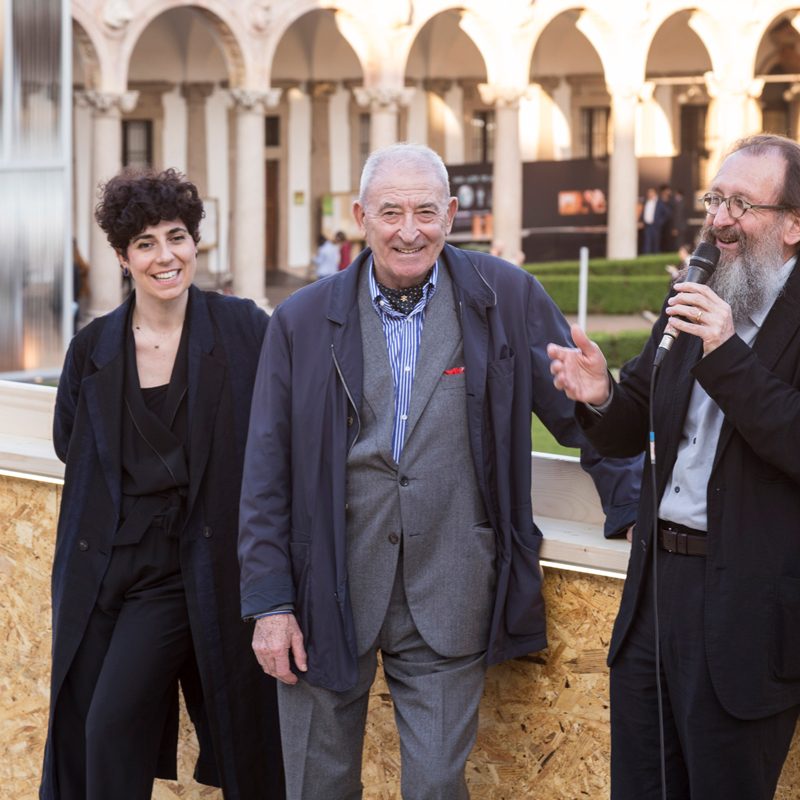 Lo Scalone, Milano, Italia