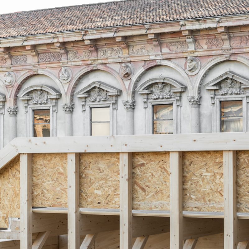 Lo Scalone, Milano, Italia